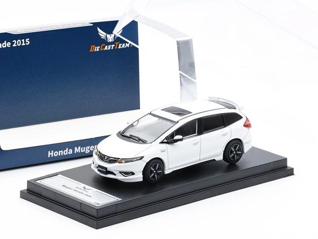 新品 LL-034-257 DCT 1/64 ホンダ ジェイド Honda Jade White (RHD