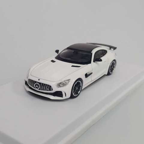 Mercedes-Benz AMG ミニカー ホワイト Minichamps Mercedes Benz AMG