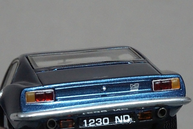 1/43 スパーク S0574 アストンマーティン DBS V8 Salisbuny Blue 1969