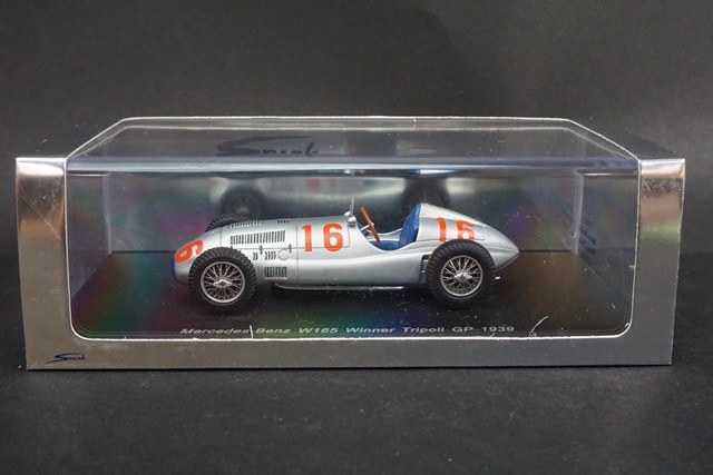 1/43スパーク S1033 メルセデスベンツ W165 トリポリ GP 1939 ＃16