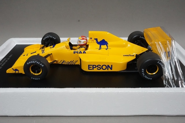 1/18 スパーク 18S231 ロータス 101 イギリスGP 1989 #11, Boost Gear