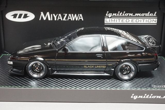 1/18 イグニッションモデル IG1641 トヨタ スプリンター トレノ AE86
