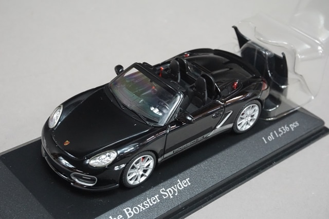 1/43 ミニチャンプス 400069300 ポルシェ ボクスター スパイダー 2010