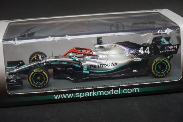 1/43 スパーク S6087 メルセデス AMG ペトロナス Motorsport F1 W10