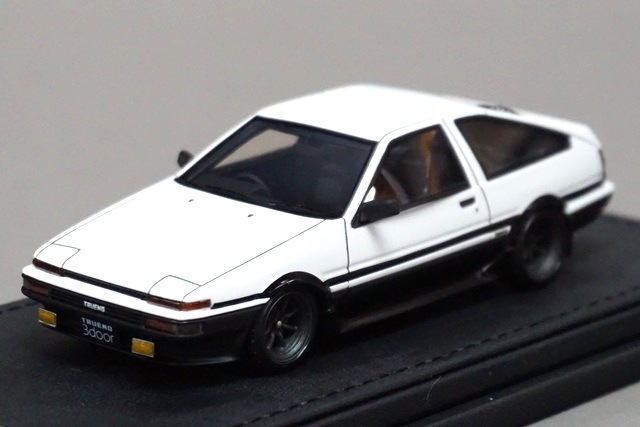 1/43 イグニッションモデル IG0484 トヨタ スプリンター トレノ (AE86