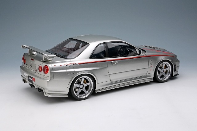 新品 EML135A メイクアップ/アイドロン 1/18 日産 スカイライン GT-R