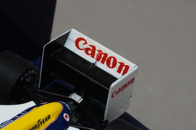 1/43 ミニチャンプス 400860005 ウィリアムズ ホンダ FW11 1986 #5 N