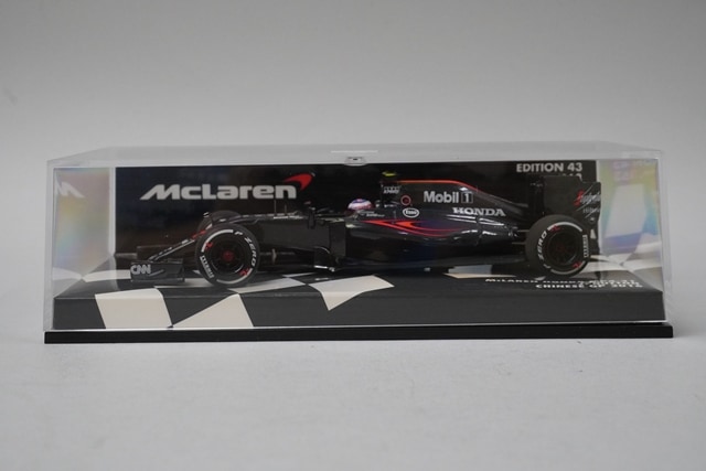 1/43 ミニチャンプス 530164322 マクラーレン ホンダ MP4-31 中国GP