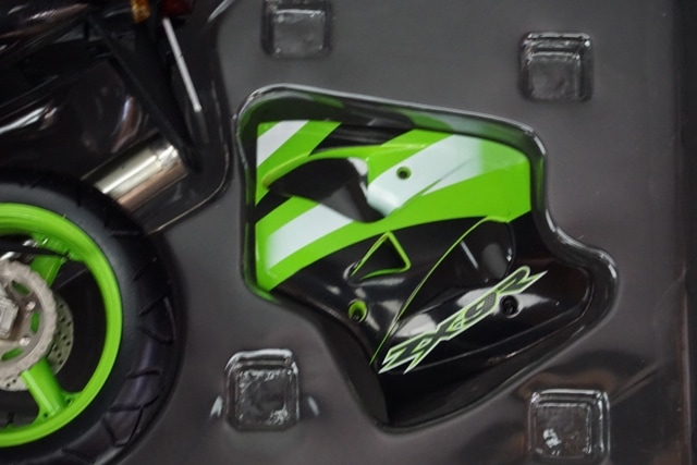 1/12 ミニチャンプス 122164200 カワサキ kawasaki Ninja ZX-9R, Boost