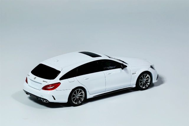 新品 KING MODEL 1/64 CLS63 Shooting brake White, Boost Gear