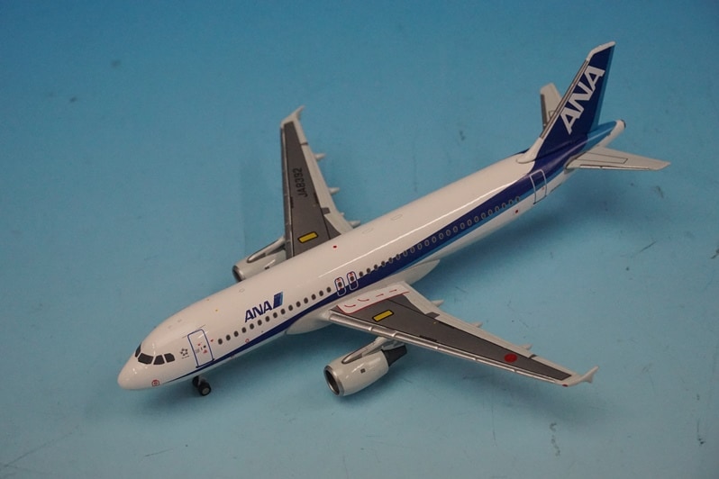 1/400 A320-200 ANA JA8392 ［XX4832］JCウイングス/中古｜｜飛行機