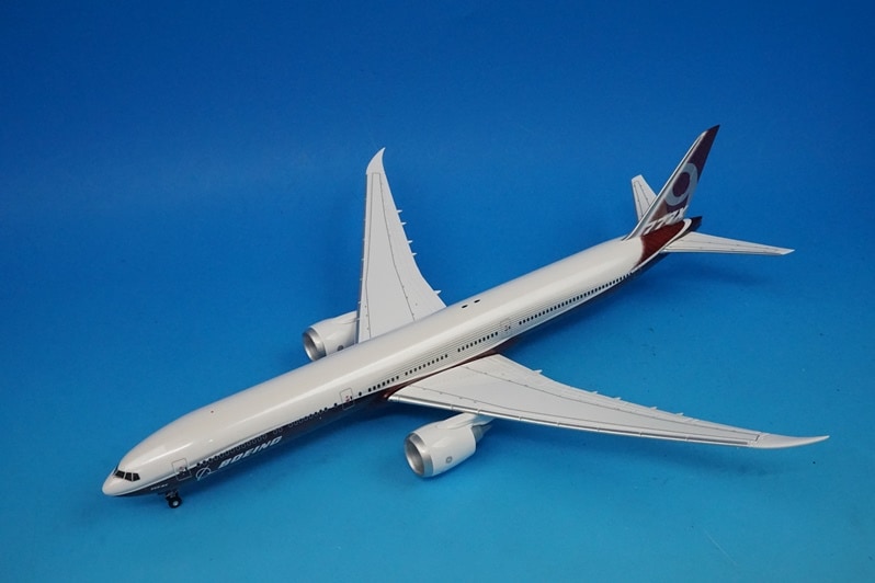 1/200 B777-9X ボーイング ハウスカラー 空中姿勢 ギアつき ＊レジ番