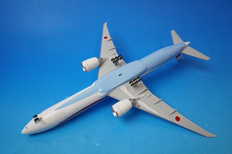 1/200 B777-300ER 次期政府専用機 WiFiレドーム・ギアつき N509BJ