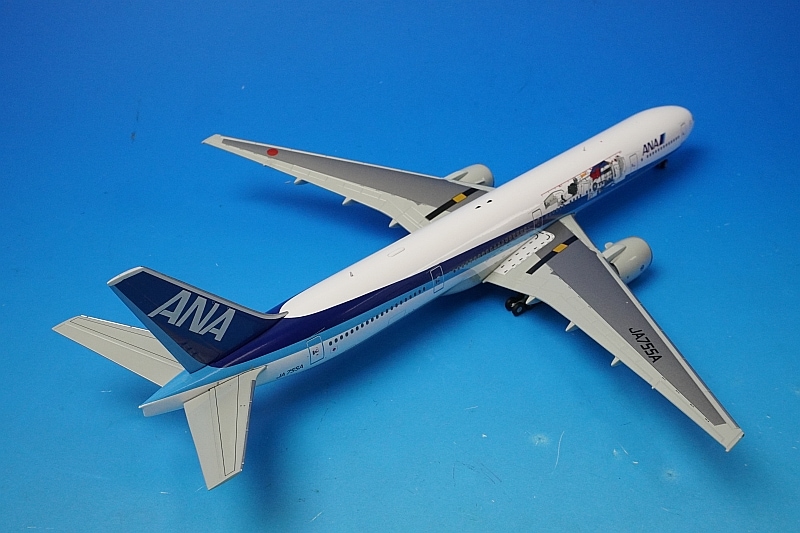 1/200 B777-381 ANA ガンダムジェット JA755A ［XX2817］ JCウイングス