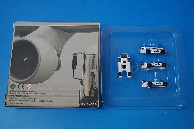 1/400 Airport GSE sets 空港 ANA トーイングトラクター ジオラマ