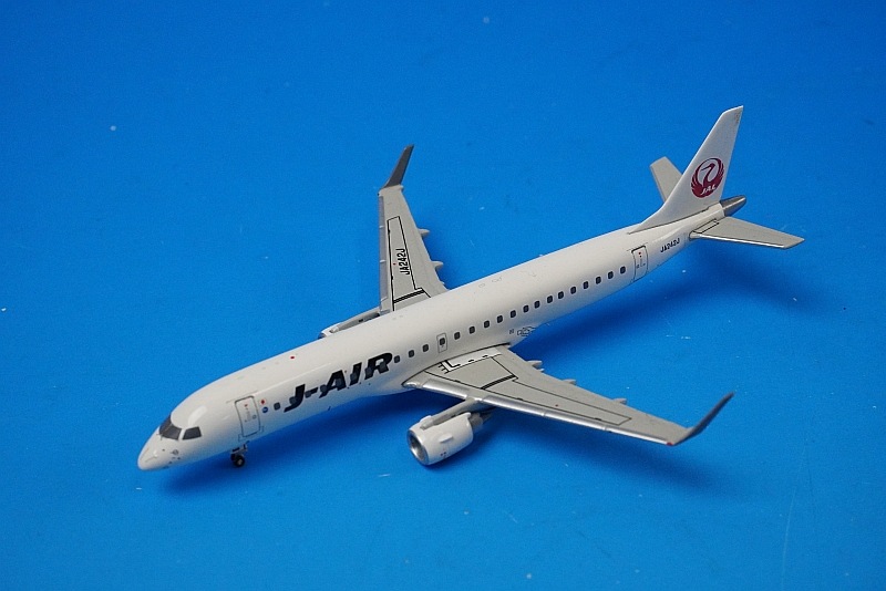 1/400 エンブラエル190 J-AIR ジェイエア JA242J ［XX4708］ JC