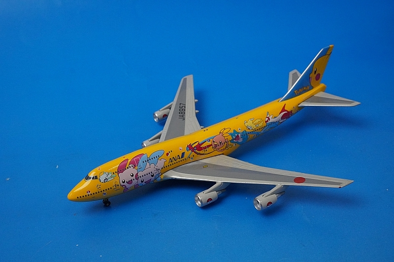 1/400 B747-400 ANA ポケモン ピカチュウジャンボ JA8957 フェニックス