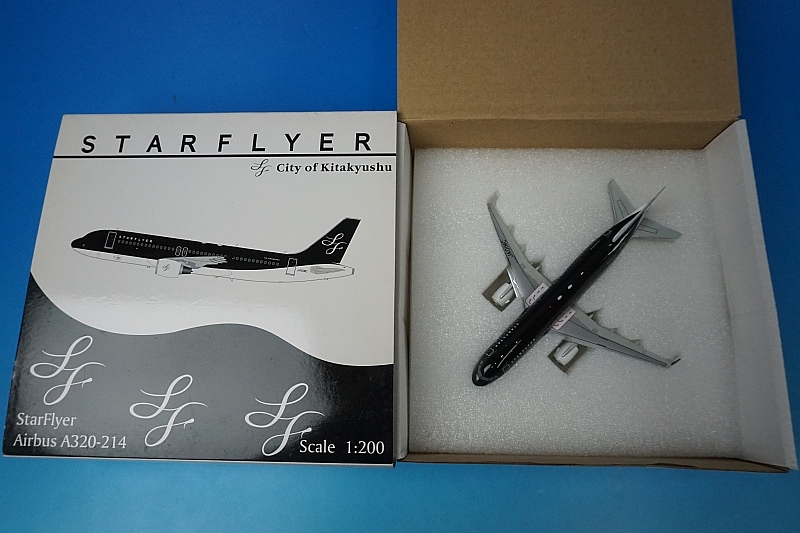 1/200 A320-214 スターフライヤー JA01MC [XX2557] JCウイングス/中古