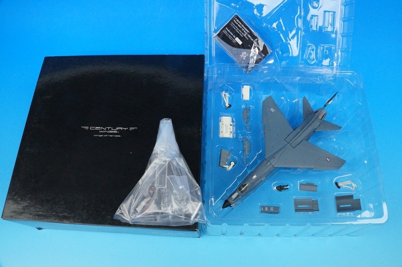 1/72 F-8P（FN） クルセイダー フランス海軍 第12.F飛行隊 空母