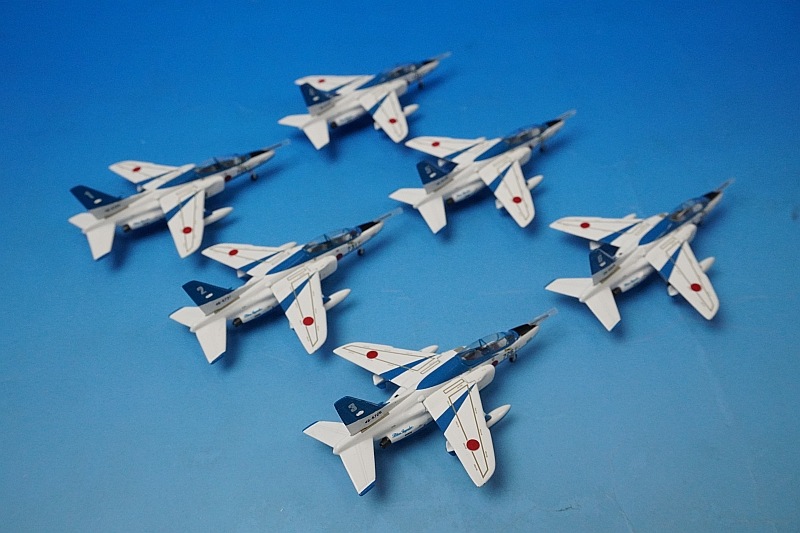 1/200 T-4 11SQ/第11飛行隊 ブルーインパルス 2005 ［22035］ ワールド