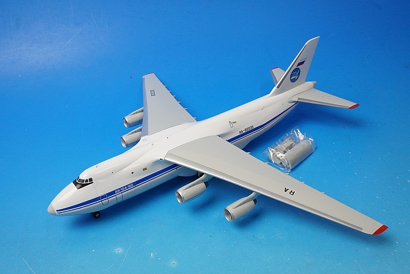 1/200 アントノフ An-124-100 ロシア空軍 RA-82035 ［G2TTF1080