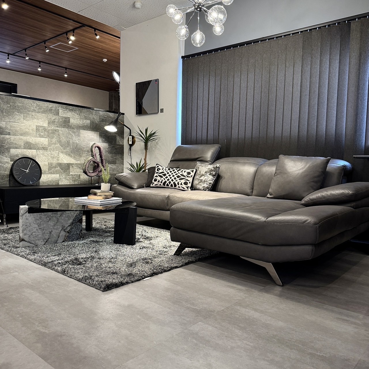 NATUZZI EDITIONS】Luce(ルーチェ)シェーズロングソファ 幅261cm