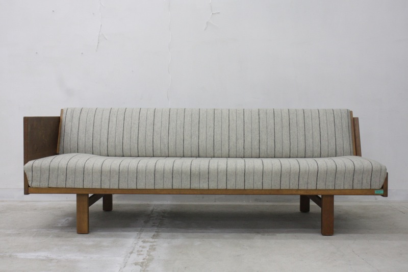 Hans J.Wegner（ハンス・ウェグナー）GE258/9 GETAMA社 デイベッド