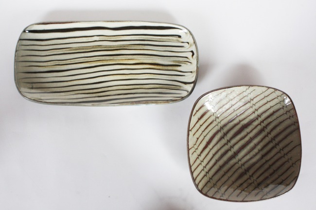 齊藤十郎 スリップウェア 正方鉢 白釉 | 大阪店民藝陶器在庫,作家もの