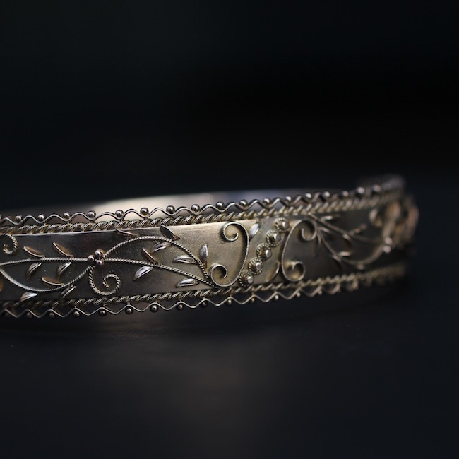 アンティーク ゴールド 金細工 バングル 1908年