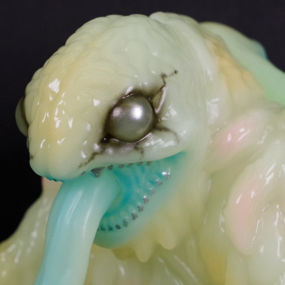 ソフビ/ドリームロケット DREAM ROCKET/マーノン(スーパー蓄光)B｜墓場