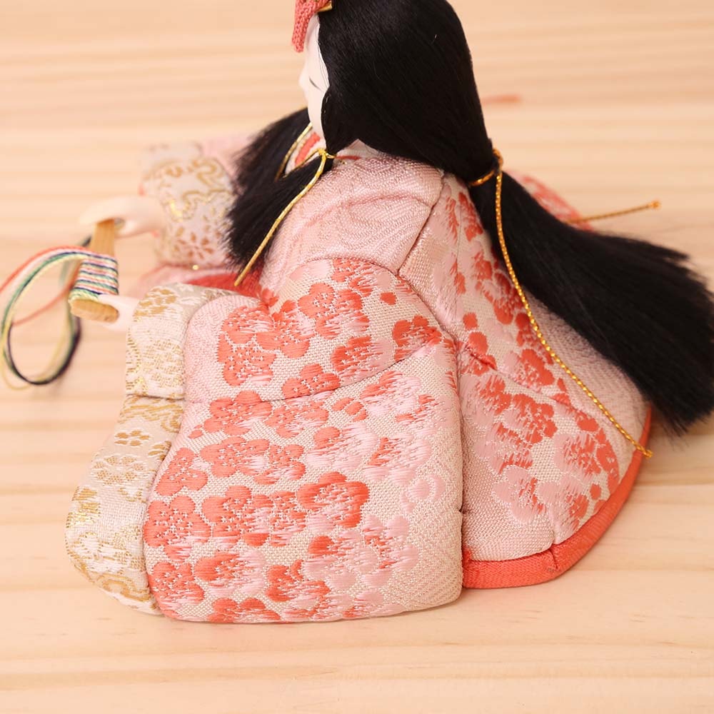 雛人形 吉徳大光 木目込み 一秀 親王飾り 赤枠ピンク刺繍屏風 横幅55cm