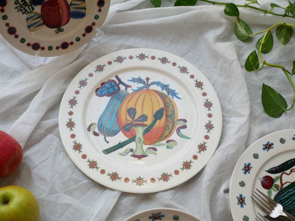 Iittala/イッタラ】タイカ サト プレート 30cm｜【公式】インテリア