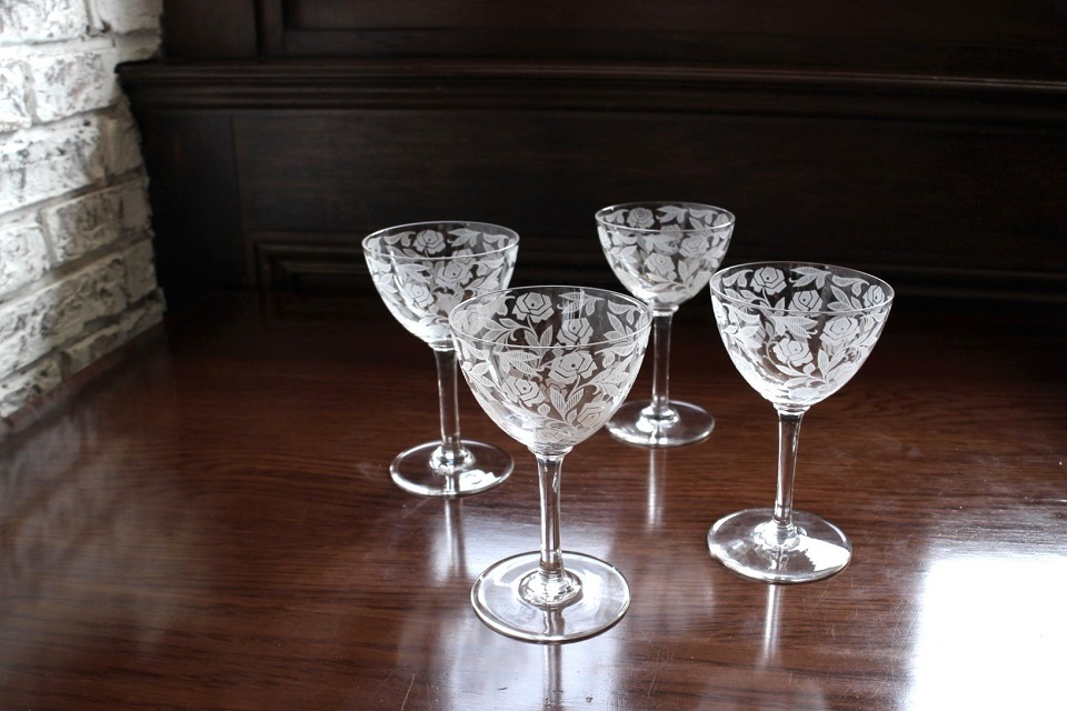 バカラ ジョルジュ・シュバリエ フォントネー ローズ柄 シャンパン