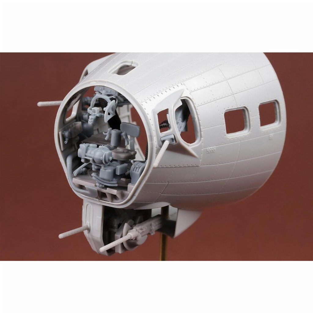 48083 1/48 ボーイング B-17G フライングフォートレス(初期) 機首