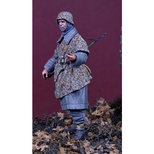 DD35207 1/35 WWII ドイツ武装親衛隊 迷彩ポンチョの兵士 ハンセン戦闘