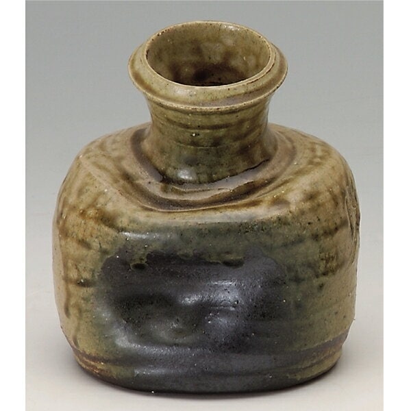 信楽焼 掛花入 蹲 | 花入 - CHATOWA 茶と和 抹茶と茶道具の芳香園