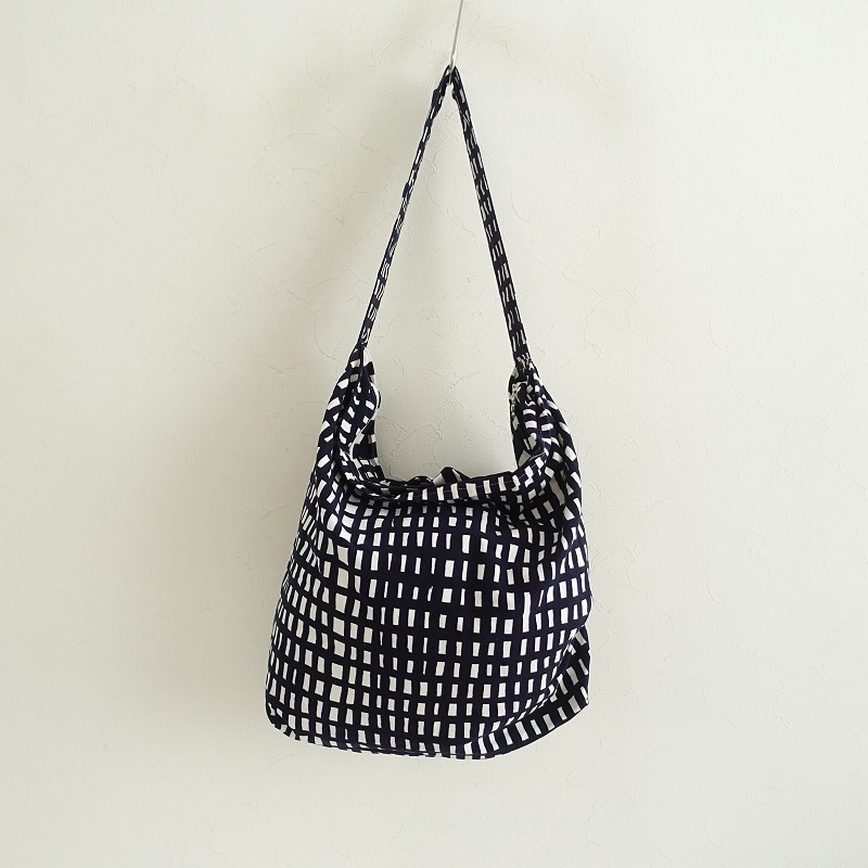 ミナペルホネン mina perhonen sora checkショルダーバッグ大 (ba11