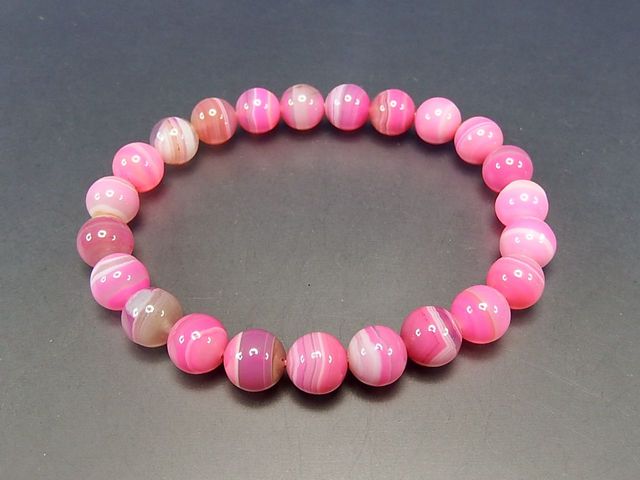 綺麗天然石3A±可愛いピンク系縞入りアゲート約8ミリブレス | 石種別で