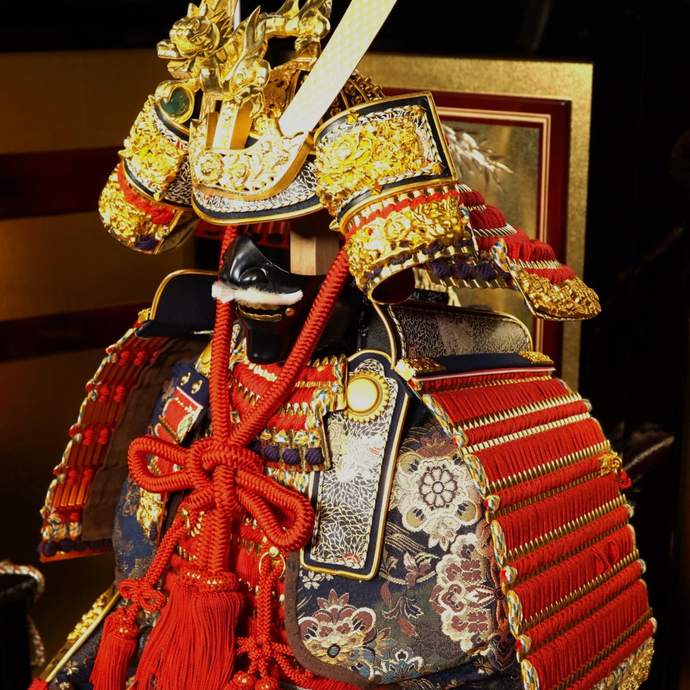 五月人形】15号 天山 赤糸威 鎧飾り〈雄山作〉[215-028] ｜雛人形・五