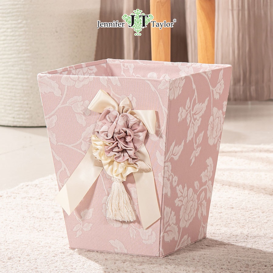 VIVIENNE（ヴィヴィアン）ジェニファーテイラーJennifer Taylor