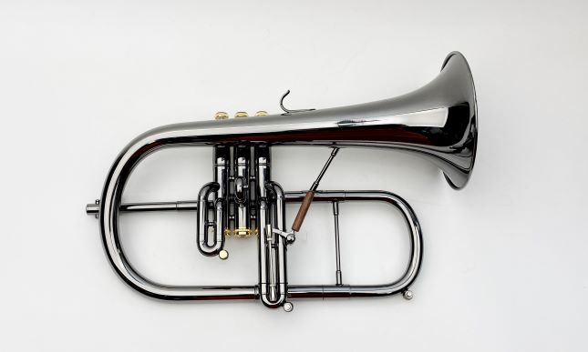 入荷待ち】Queen Brass フリューゲルホルン ブラックニッケル仕上げ