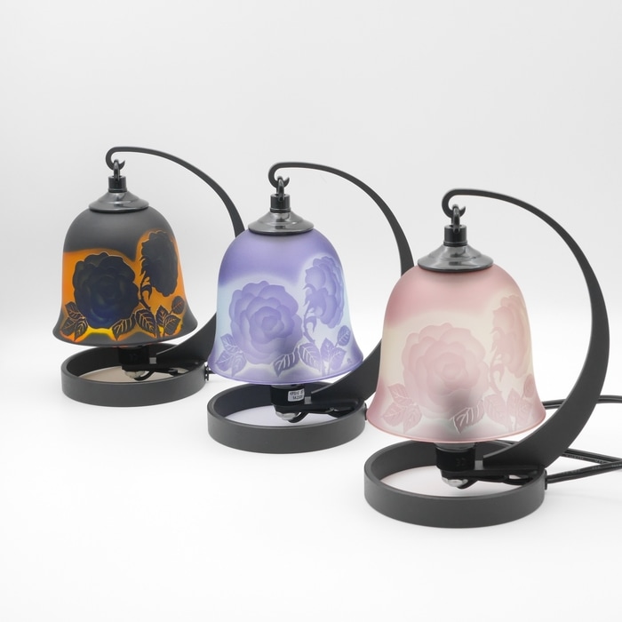 ☆薔薇の段彫りランプ（木箱付） | 北一硝子 まごころお届け便