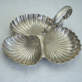イギリススターリングシルバーのシェル型ソープディッシュ1900年代頃