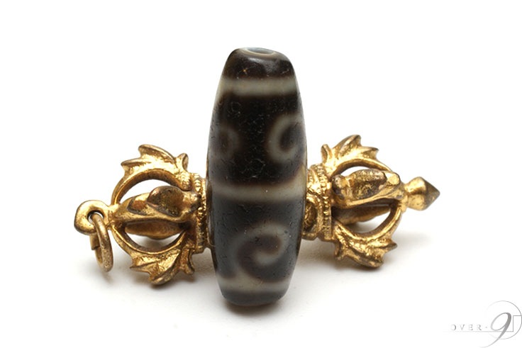 すっごいパワーの朱砂宝瓶天珠たん！ズドドドーンとくる！ すっごい