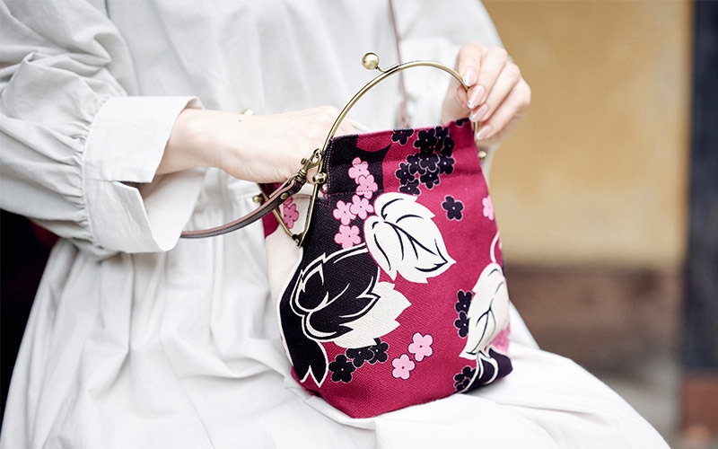 ベンリーがま口「つたかずら｜亥之吉 by 京美染色株式会社