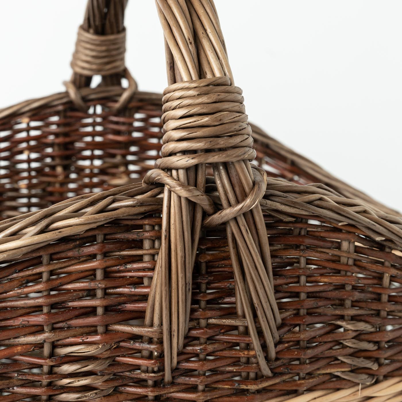 ラトビア バスケット