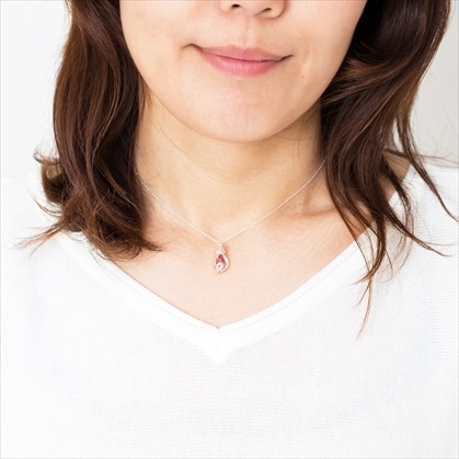 囚われのパルマ 鉱石のペンダント フロウライト | すべての商品