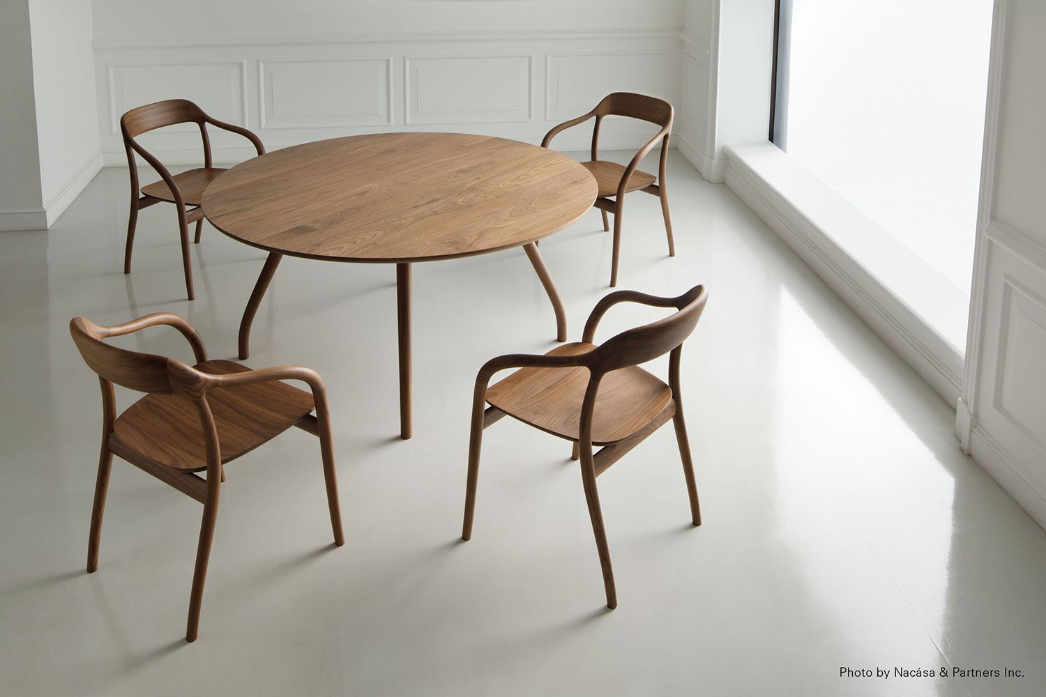 タコ ラウンドテーブル 120 / 150の通販 | 家具・インテリア通販