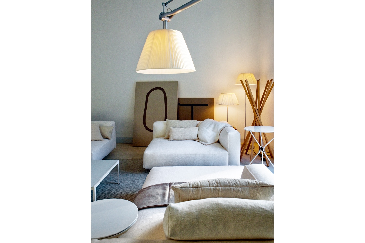 シャンガイ コートハンガーの通販 | 家具・インテリア通販 MAARKET