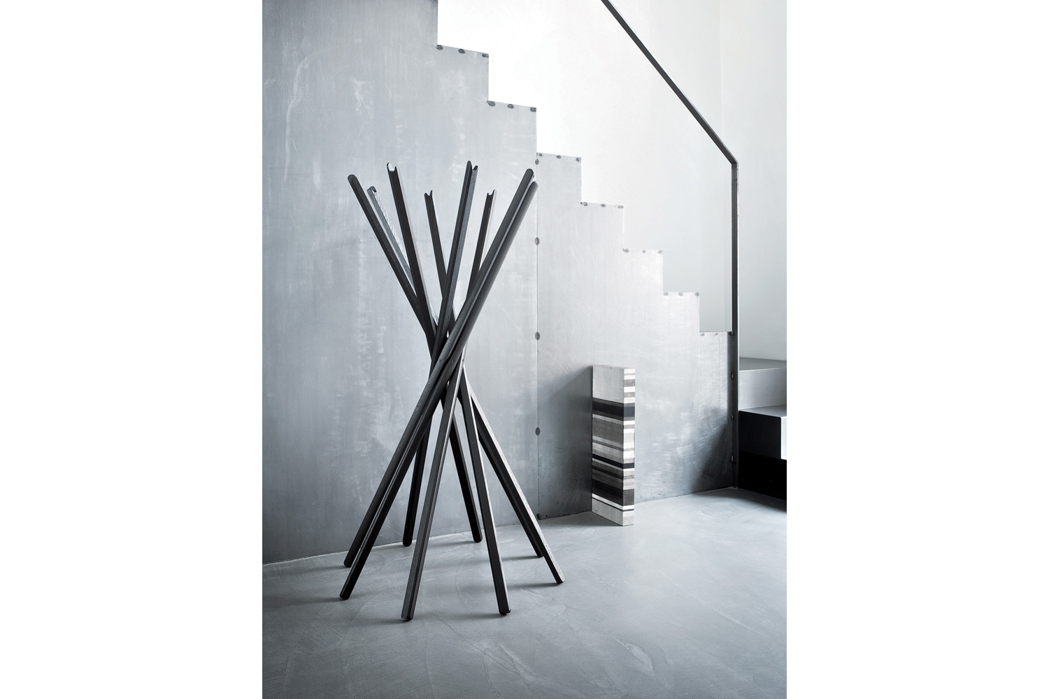 シャンガイ コートハンガーの通販 | 家具・インテリア通販 MAARKET